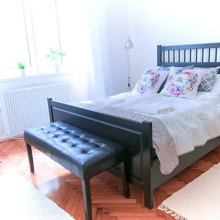 Apartment Best Place In Center!